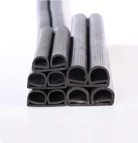 gioang-cao-su-kho-lanh-chat-luong-cao-lam-kin-cua-tiet-kiem-dien-nang