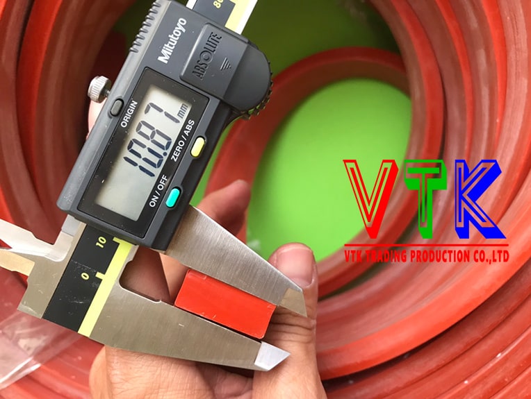 032 gia cong gioang silicon trang chiu nhiet chu u chu tp da nang 07 min