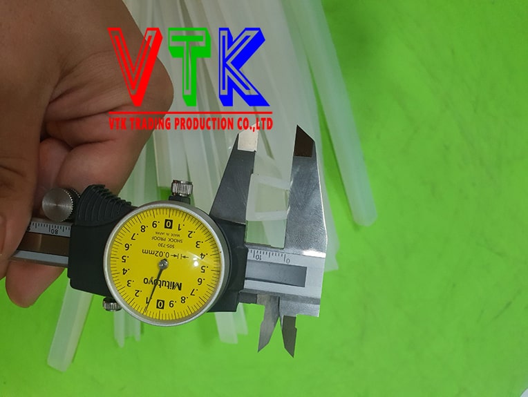 032 san xuat gioang silicon chiu nhiet chu tiet dien vuong trang do tp da nang 04 min