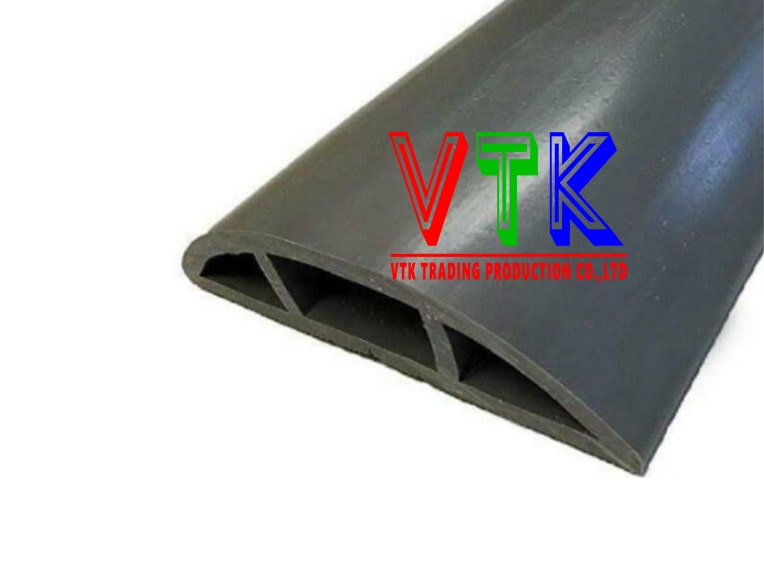 044 noi ban gioang silicone trang chu u chiu nhiet o lam dong 03 min