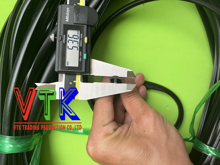 103 ron cao su cua thung xe o tinh ha tinh 08 min