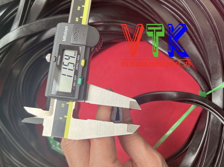 106 ron cao su cua kho dong lanh o tinh thua thien hue 08 min
