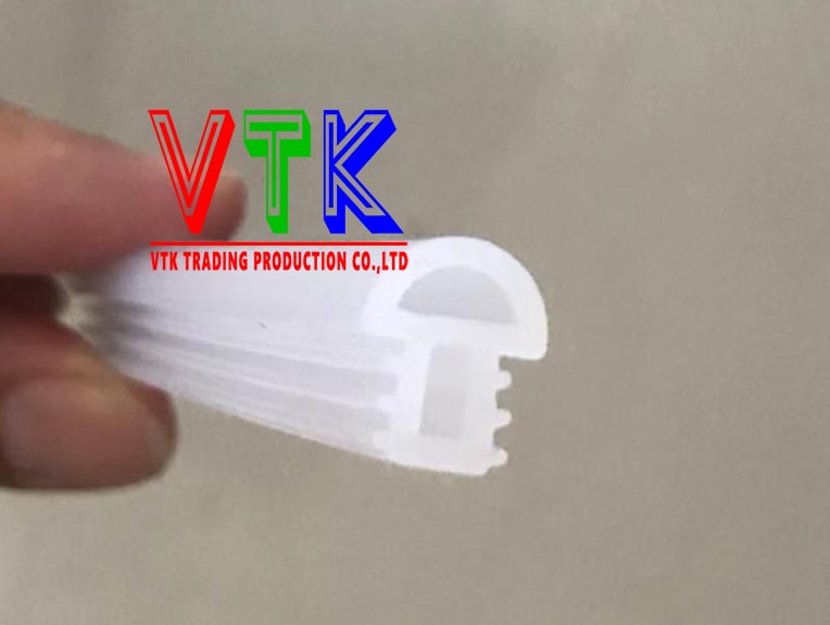 212 ron cao su chu u o thanh pho vinh long 06 min