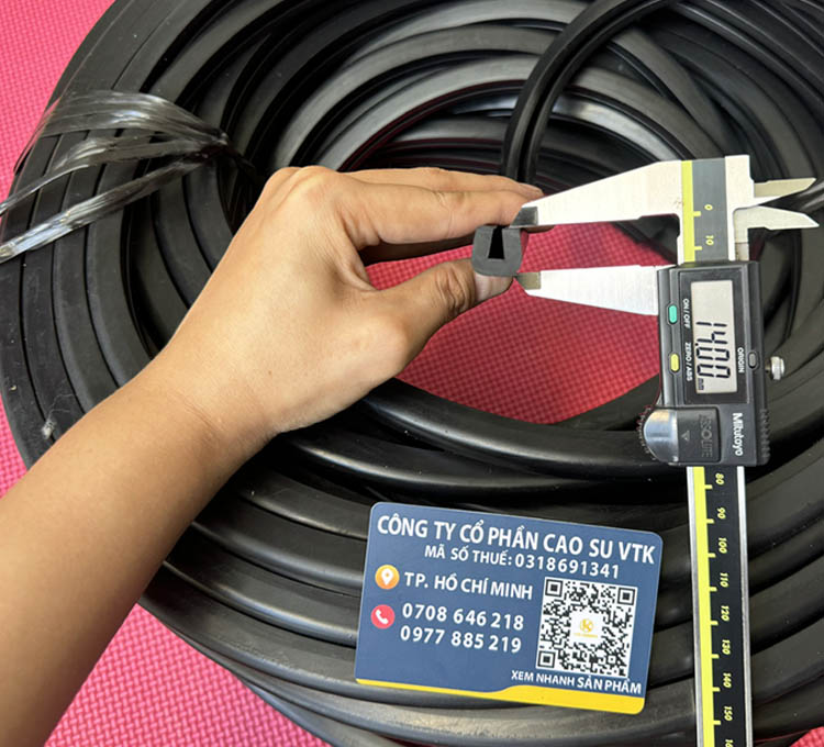 ron-cao-su-epdm-chu-u-15x14x5-khe-4mm