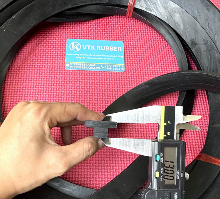 ron-cao-su-thuong-chu-t-25x13x5-r9218-7