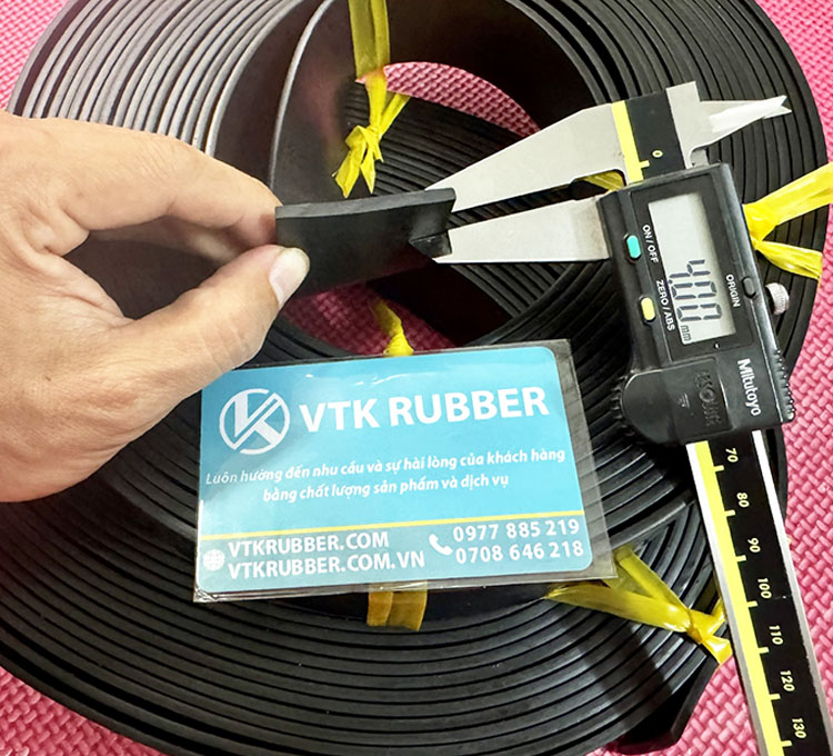 ron-cao-su-epdm-chu-nhat-4x40