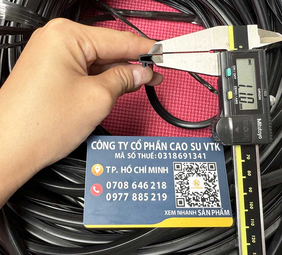 ron-cao-su-epdm-cua-kinh-4-3x9x1-1