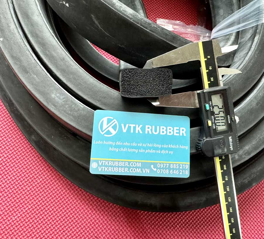 ron-cao-su-xop-epdm-chu-nhat-25x45