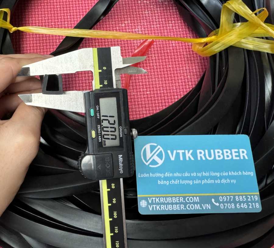 ron-cao-su-chu-u-12x12x2