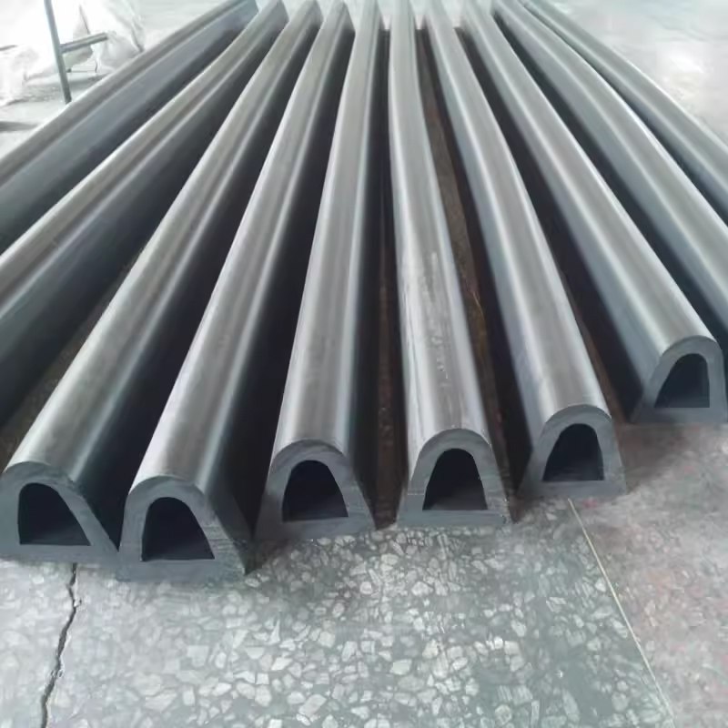 Giúp giảm tác động rung động trong máy móc công nghiệp, tăng độ bền và giảm hao mòn linh kiện