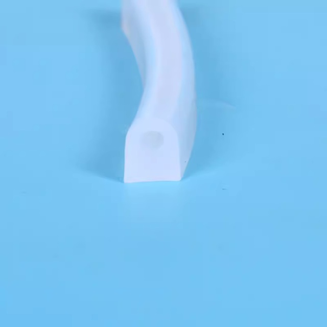 Gioăng silicon chữ D chịu nhiệt cao, đàn hồi tốt, giúp làm kín khe hở, chống thấm nước và hơi. Sản phẩm được sản xuất theo yêu cầu, giao hàng toàn quốc nhanh chóng
