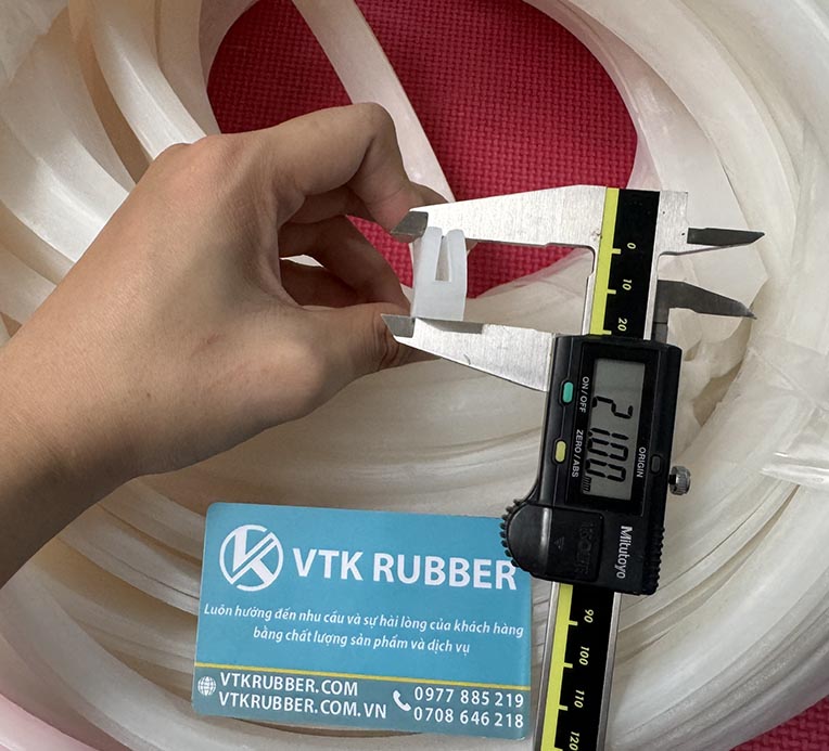 Cung cấp gioăng silicon nẹp kính đa dạng kích thước, chữ U, chữ V. Sản phẩm chịu nhiệt cao, chống lão hóa, giao hàng toàn quốc nhanh chóng