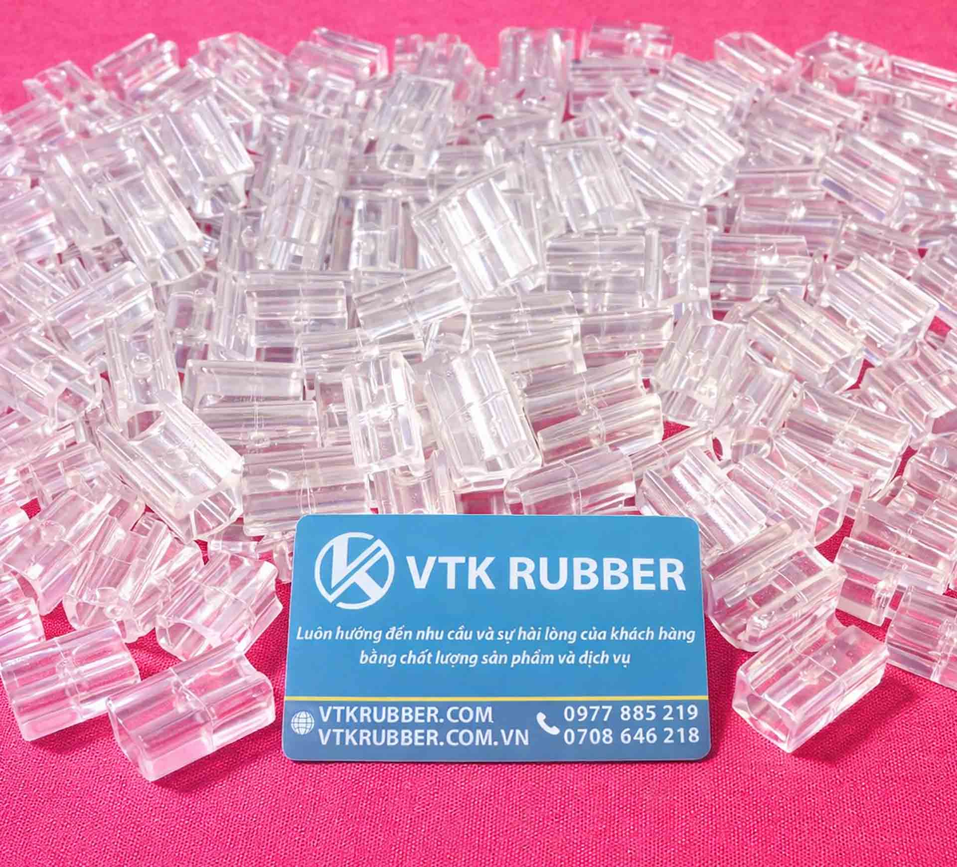 nap-chup-nhua-abs-trong-suot-boc-tiep-diem-16x22x4-5