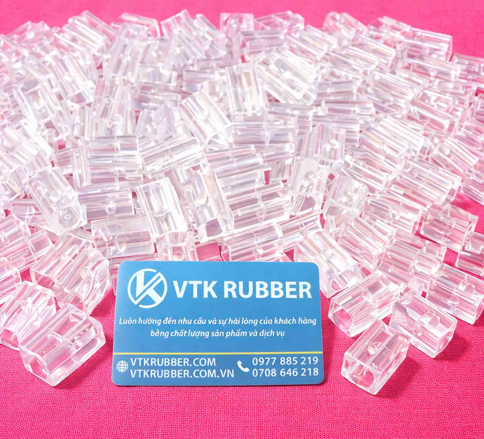 nap-chup-nhua-abs-trong-suot-boc-tiep-diem-16x22x4-5