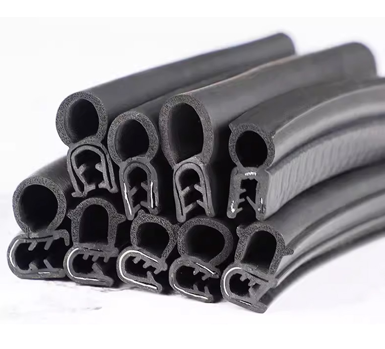 Dải ron xốp kẽm XK dùng để dán mép cửa ra vào, giúp cách âm, chống gió lùa và nâng cao độ kín khít cho không gian