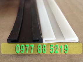 ron-silicone-dun/018_cung-cap-gioang-chu-u-loi-thep-dan-mep-cua-xe-o-tp-ha-noi-min_1634354798.jpg